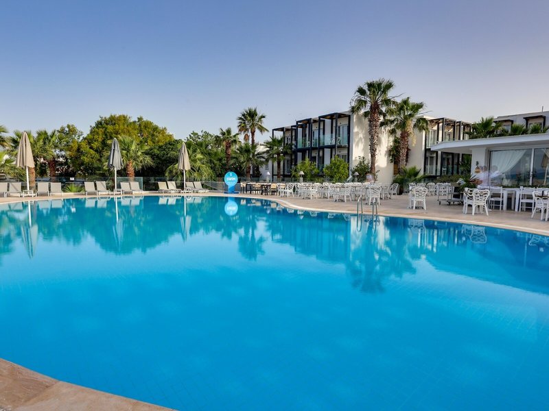 Charm Beach Hotel 28