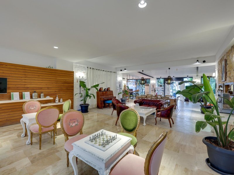 Charm Beach Hotel 48