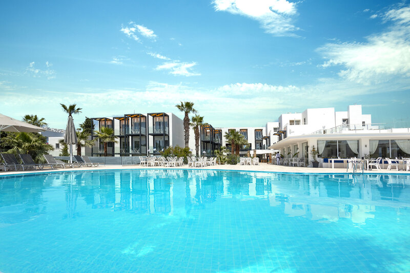 Charm Beach Hotel 3