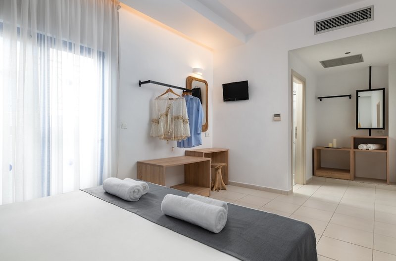 Eagles Nest Hotel 6