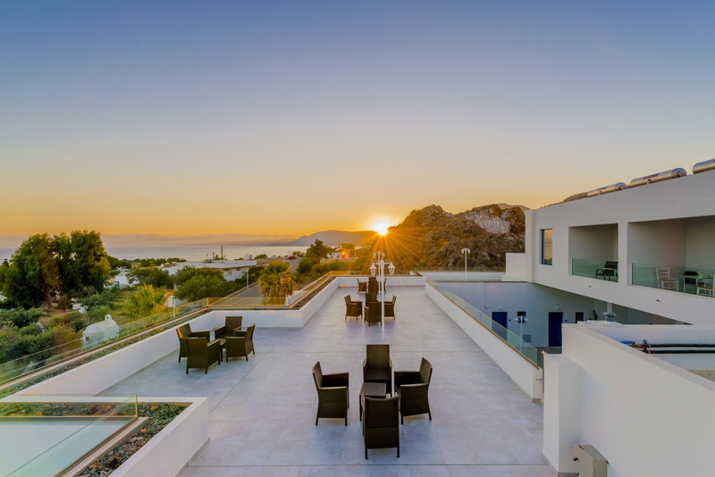 Eagles Nest Hotel 6