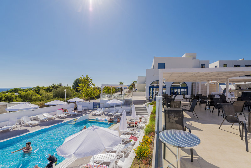Eagles Nest Hotel 7