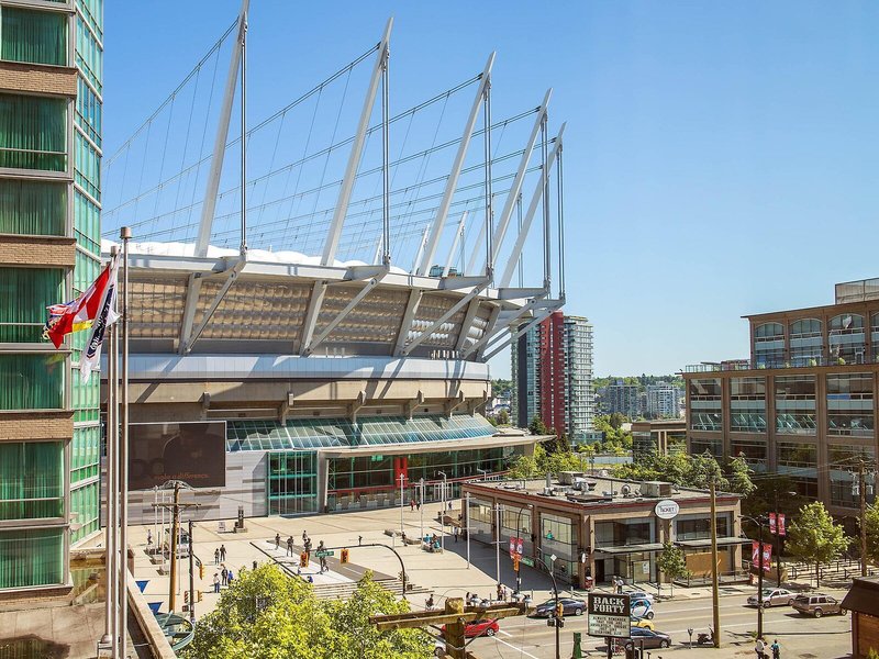 BLU Vancouver 4