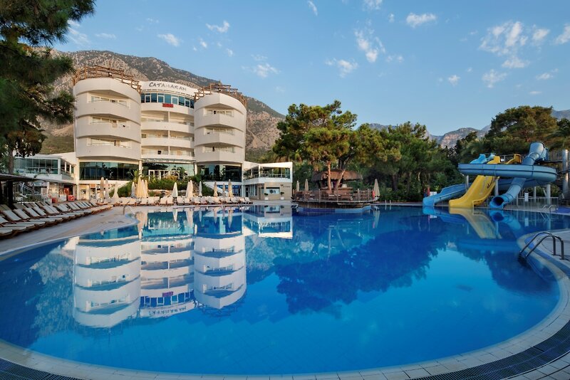 Catamaran Quality Times 6