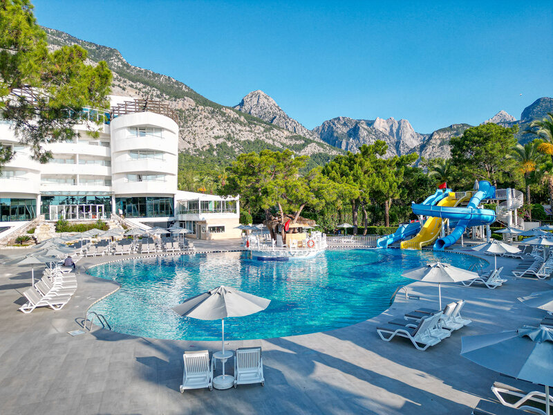 Catamaran Quality Times 4