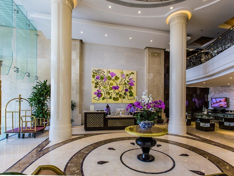 Holiday Beach Hotel 14
