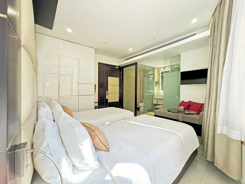 Holiday Beach Hotel 43