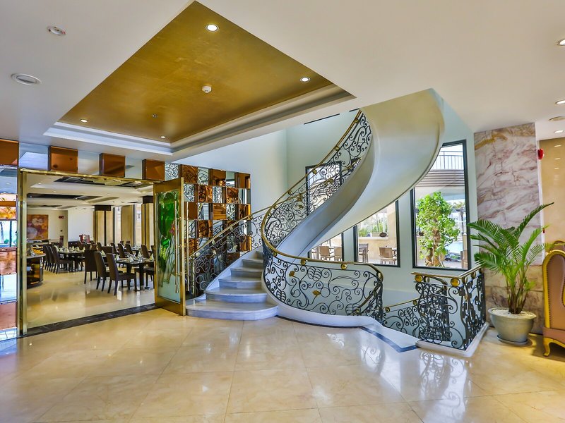 Holiday Beach Hotel 12