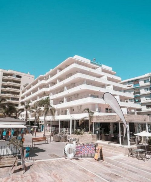 Aparthotel Puerto Azul 1