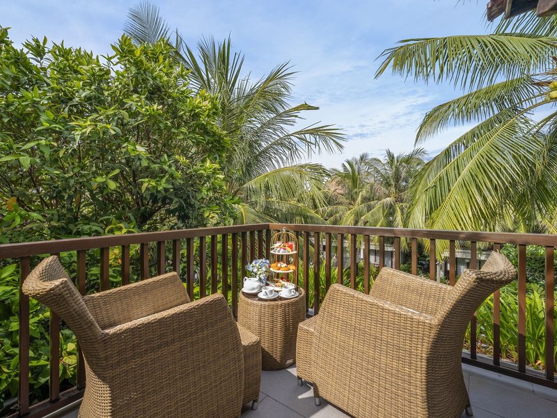 Emerald Hoian Riverside Resort 10