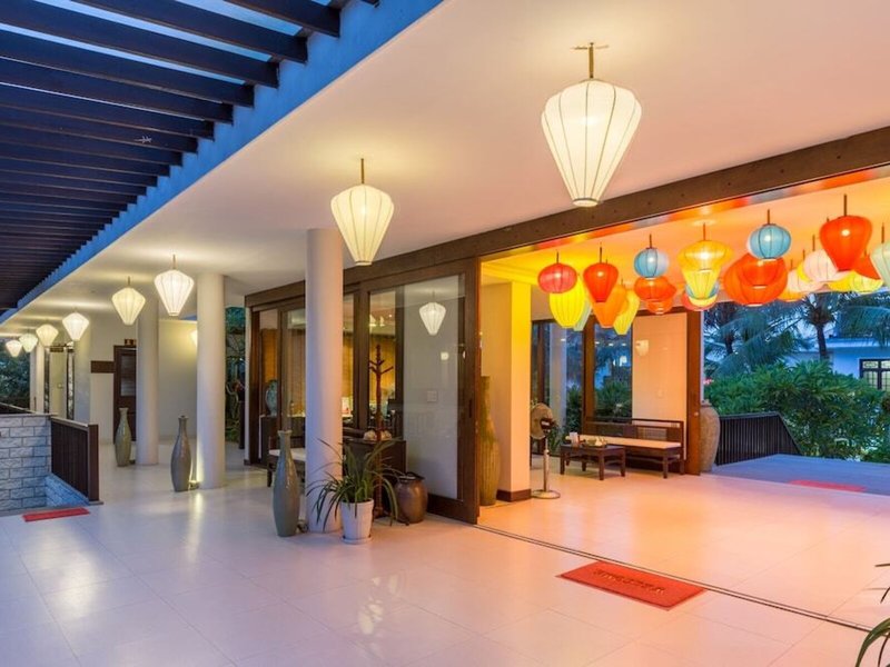 Emerald Hoian Riverside Resort 16