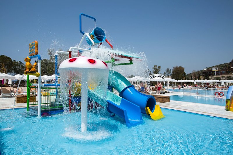 Ramada Resort Kusadasi & Golf 15