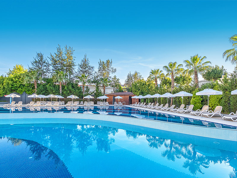 Side Crown Charm Palace 6