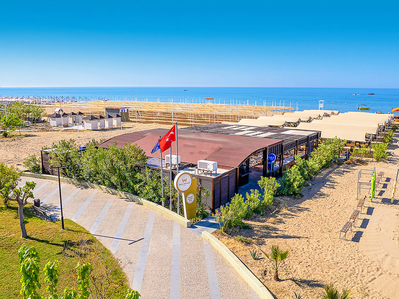 Side Crown Charm Palace 11