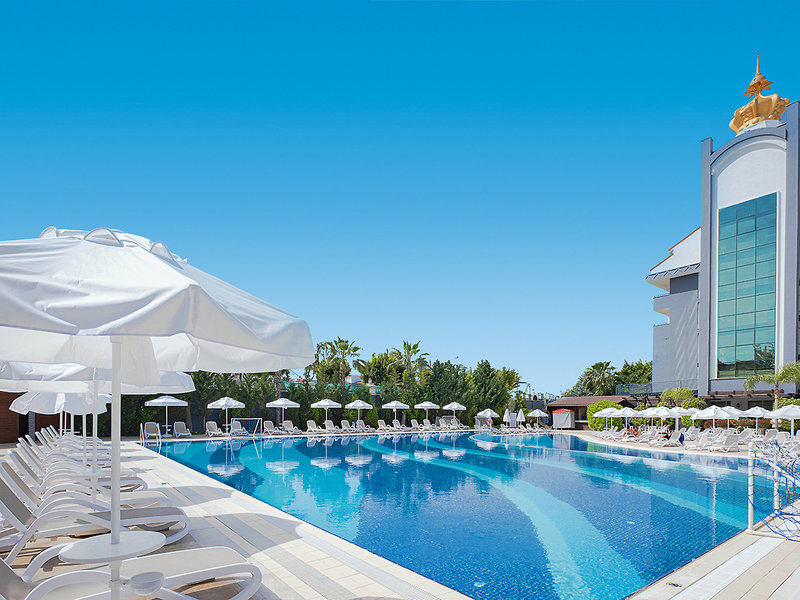 Side Crown Charm Palace 13