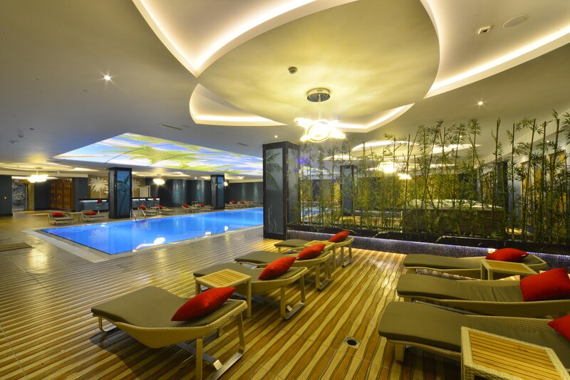 Azura Deluxe Resort & Spa Hotel 22