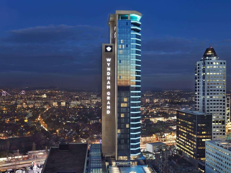 Wyndham Grand Istanbul Levent 2