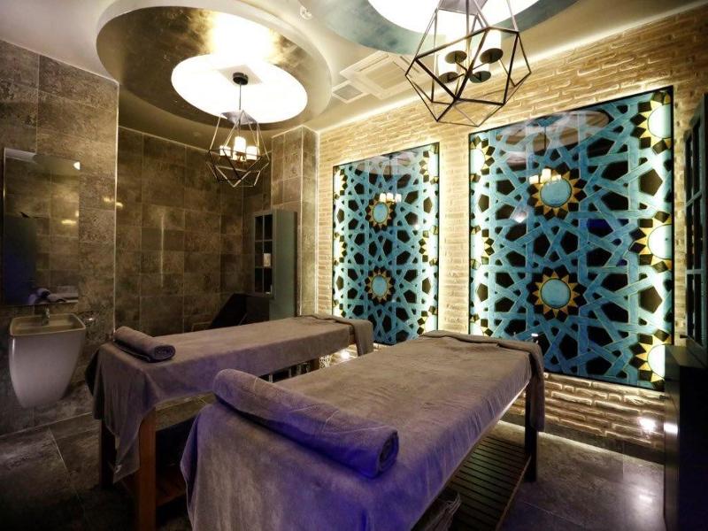 Sunprime C-Lounge 1 - Room Example