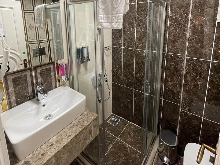 Hotel Black Tulip 10