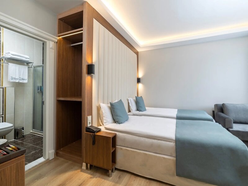 Hotel Black Tulip 15