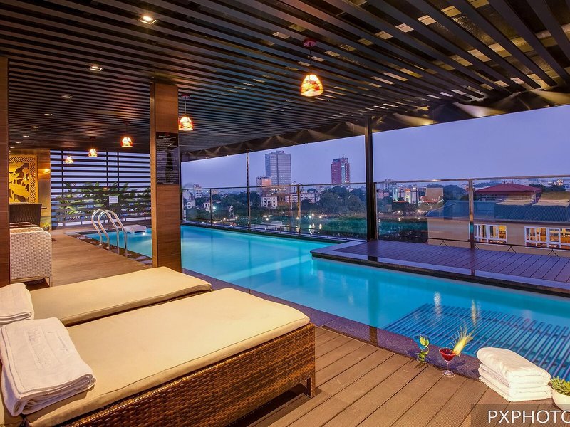 Golden Lotus Luxury Hotel 9