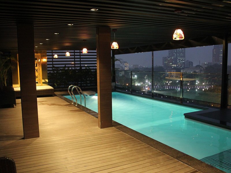 Golden Lotus Luxury Hotel 13