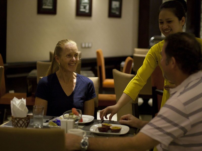 Golden Lotus Luxury Hotel 32