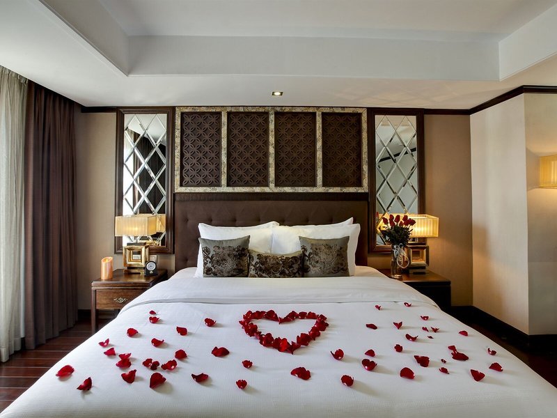 Golden Lotus Luxury Hotel 36