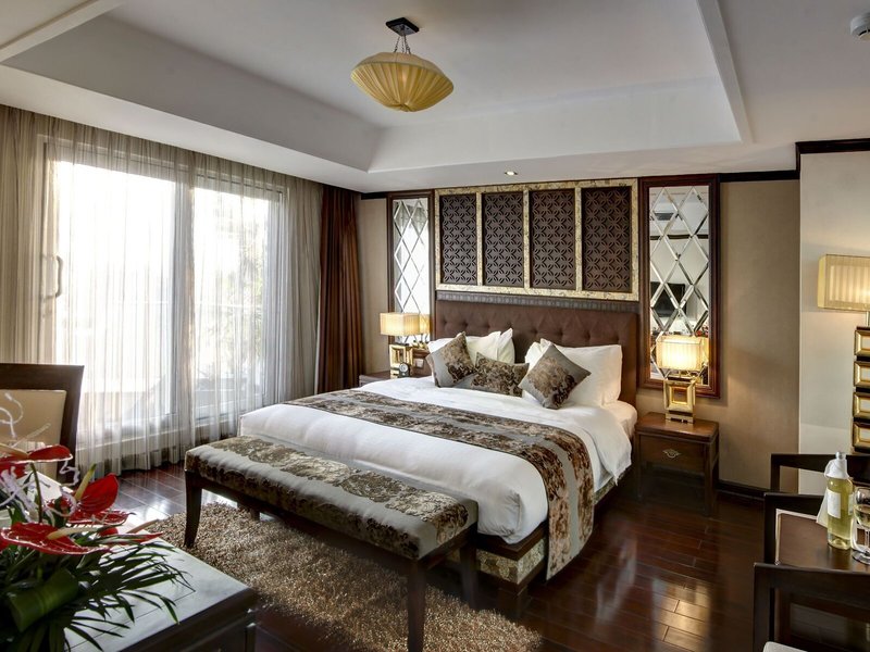 Golden Lotus Luxury Hotel 37