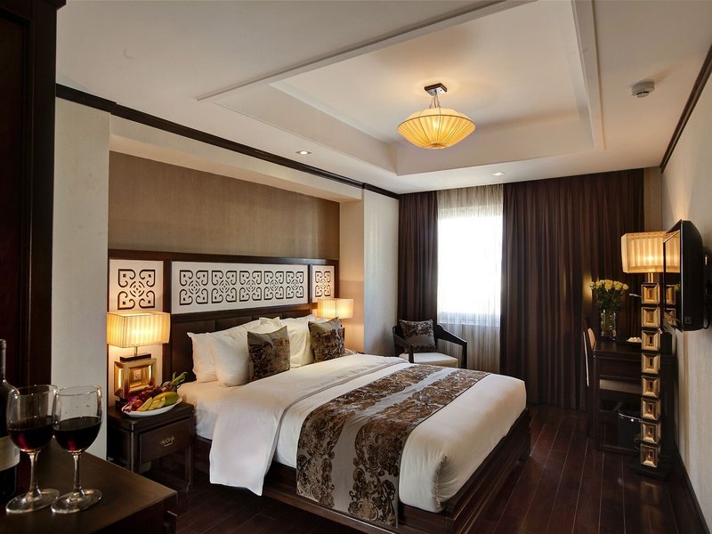 Golden Lotus Luxury Hotel 42