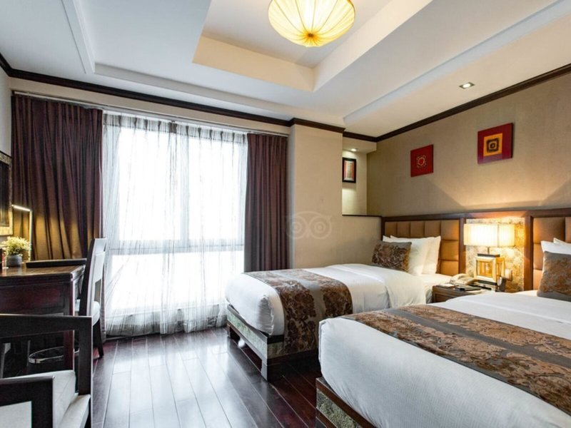 Golden Lotus Luxury Hotel 47