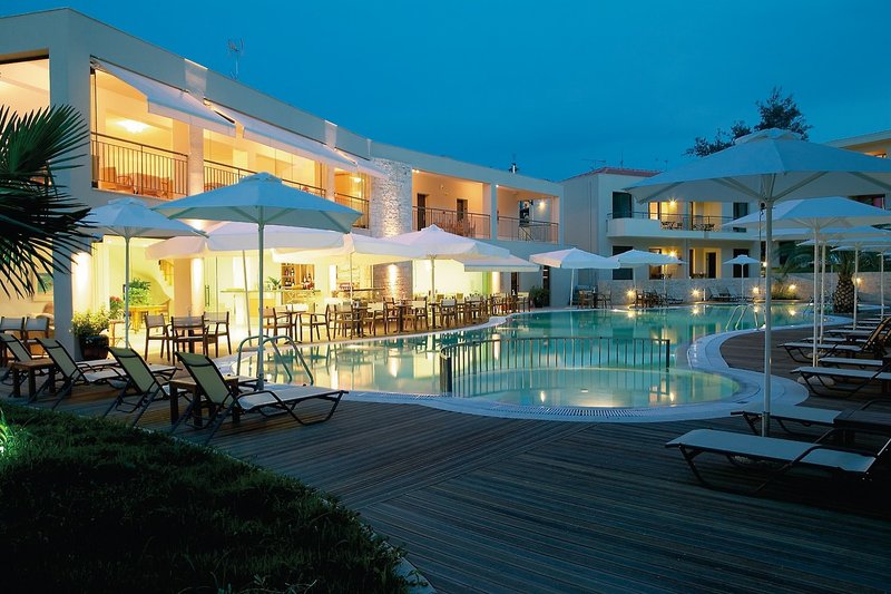 Renaissance Hanioti 5