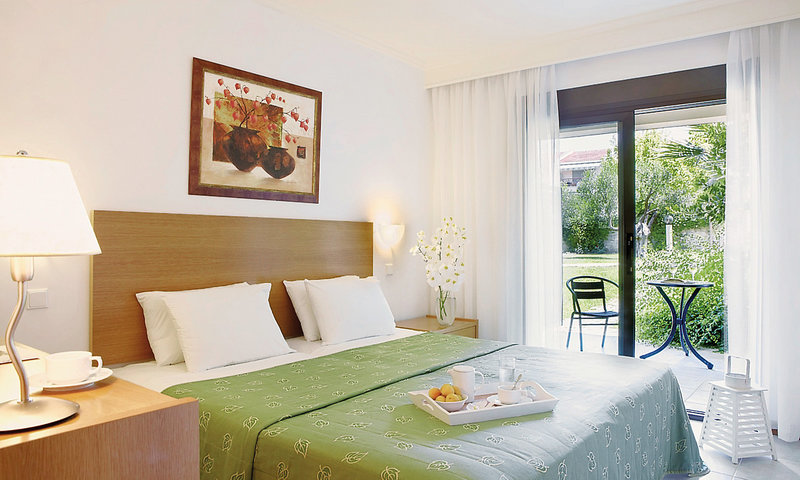 Renaissance Hanioti 14