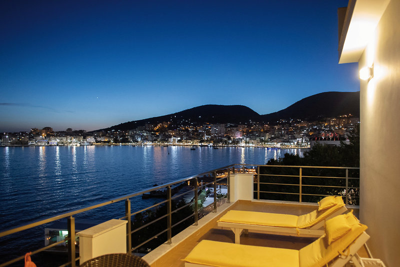 Jaroal Hotel 13
