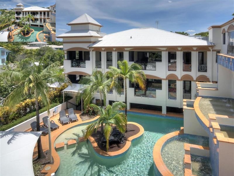 Regal Port Douglas 5