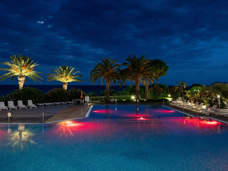 TH COSTA REI Free Beach Resort 12