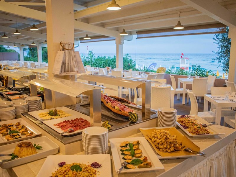 TH COSTA REI Free Beach Resort 16
