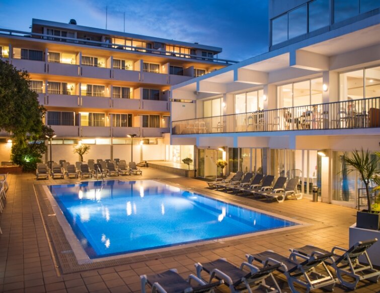 Hotel Londres Cascais / Estoril Seaside 4