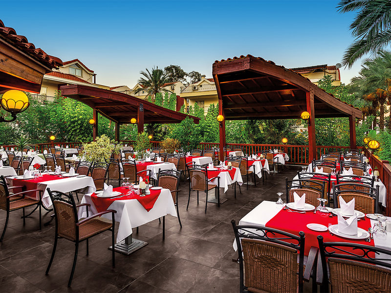 Crystal Aura Beach Resort & Spa 13