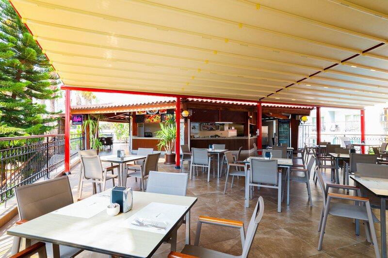 Crystal Aura Beach Resort & Spa 70