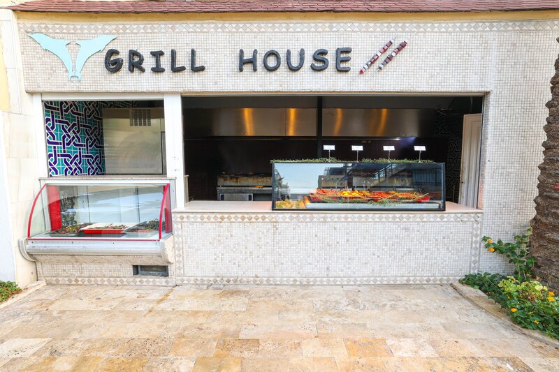 Crystal Aura Beach Resort & Spa 81