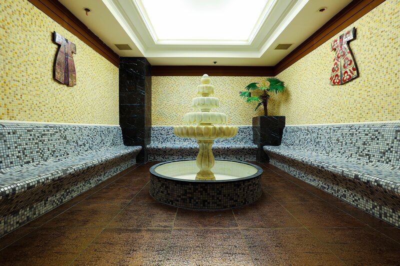 Crystal Aura Beach Resort & Spa 18