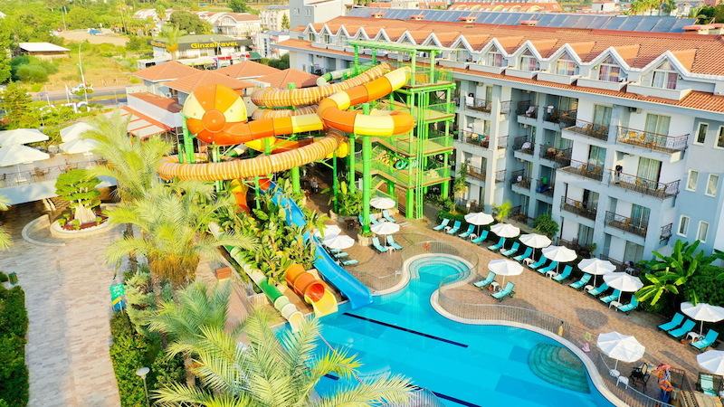Crystal Aura Beach Resort & Spa 52