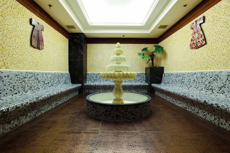 Crystal Aura Beach Resort & Spa 59