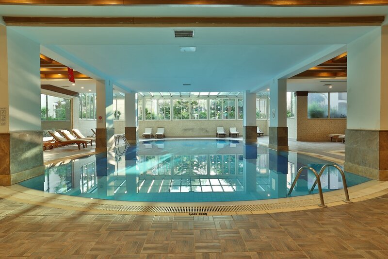 Crystal Aura Beach Resort & Spa 36