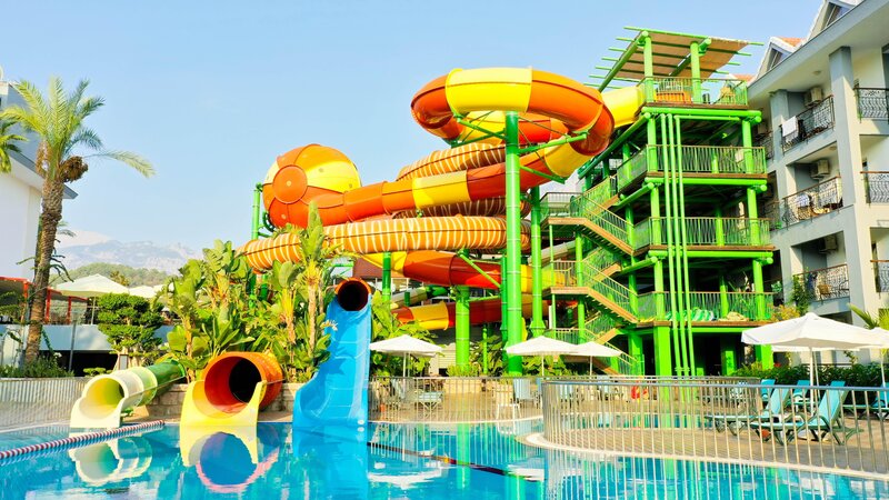 Crystal Aura Beach Resort & Spa 42