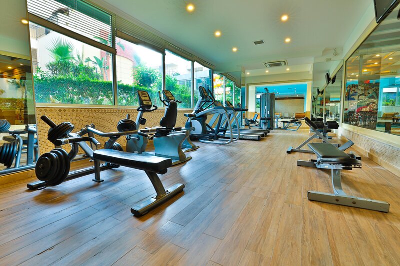 Crystal Aura Beach Resort & Spa 44