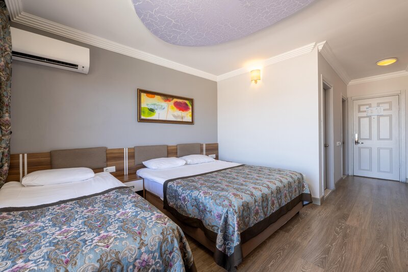Crystal Aura Beach Resort & Spa 49