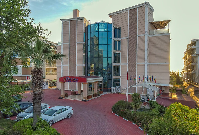Lims Bona Dea Beach Hotel 6