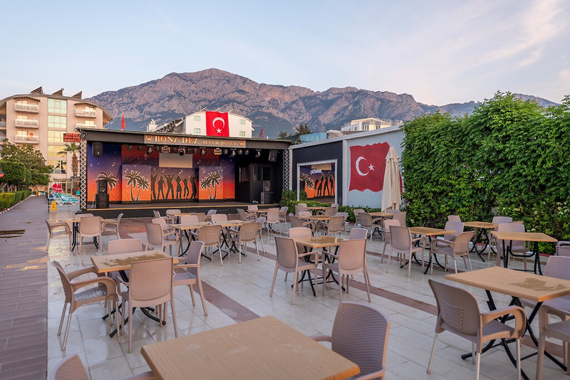 Lims Bona Dea Beach Hotel 11